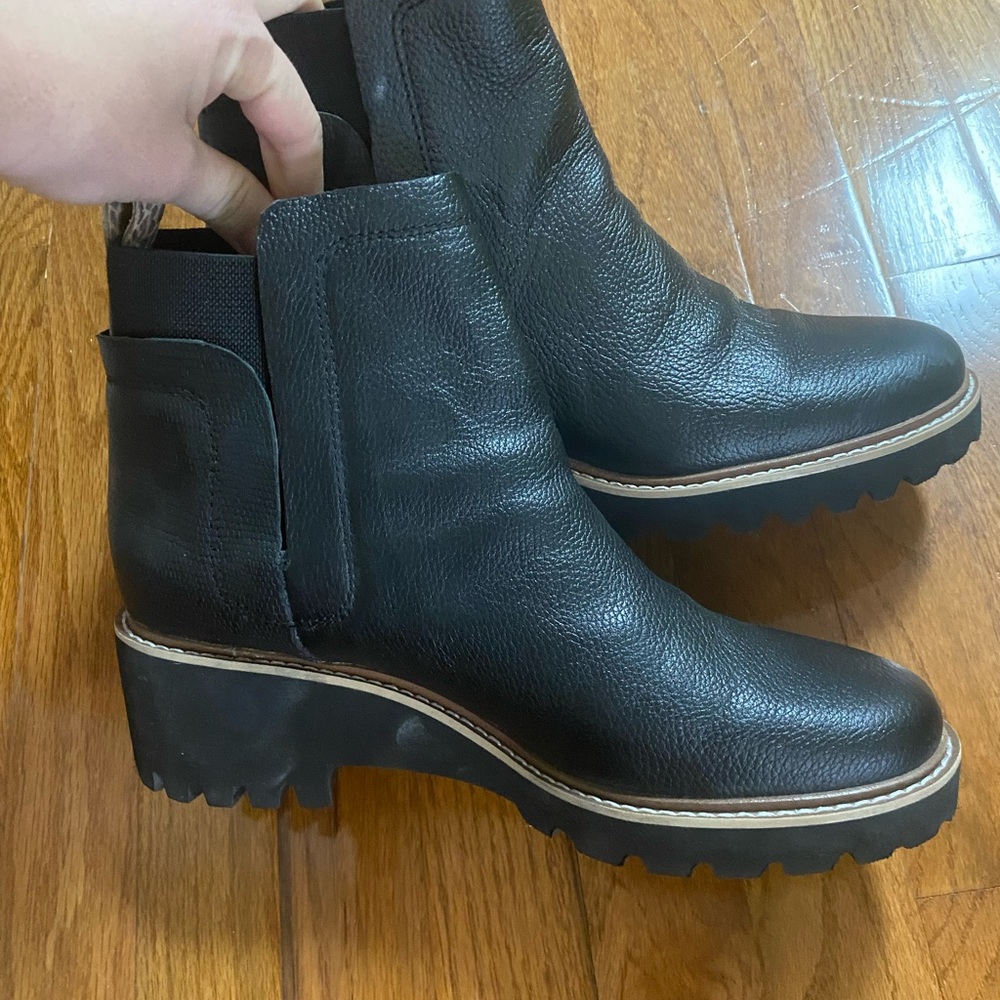 Dolce vita. New. Never worn. 9.5. Great shoe